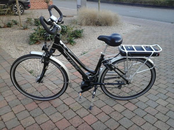 Traditionele fiets werd omgebouwd tot elektrische fiets